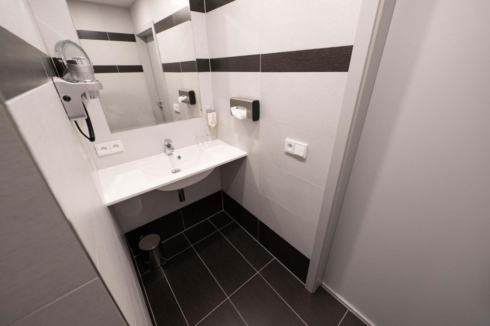 Hotel Villa Eden Jihlava Eksteriør bilde